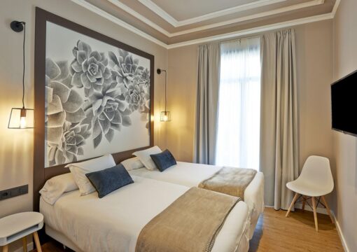 Habitación Doble Superior con cama extra