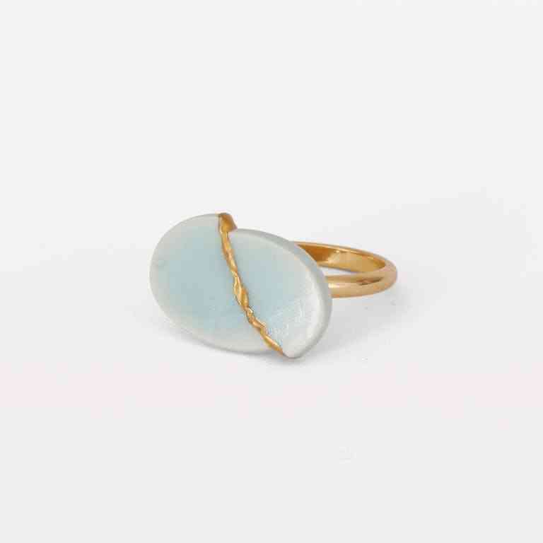 dce40578-5537-4483-8737-229a7b10503c_ayako-ring-blue-3@0_5x